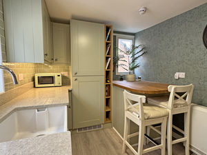 Photo 6- click for photo gallery